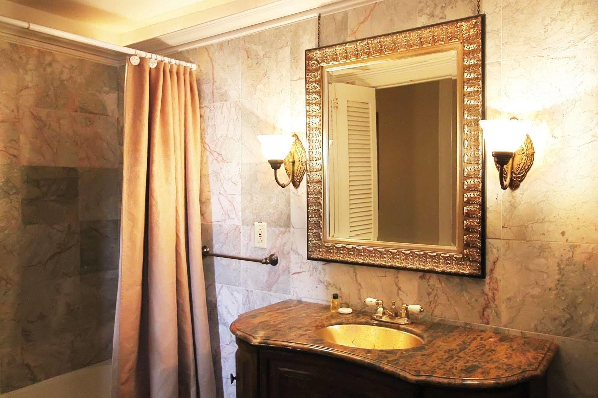 The Olivier House Hotel ニューオーリンズ エクステリア 写真